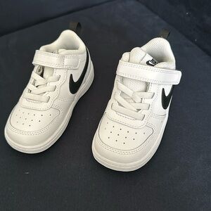 Nike Toddler size 7, NWOT